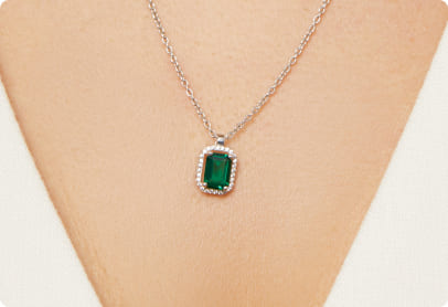 Tendance – Découvrez les <br> pendentifs en pierres précieuses