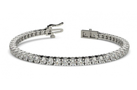Offrez un bracelet en diamant pour un anniversaire